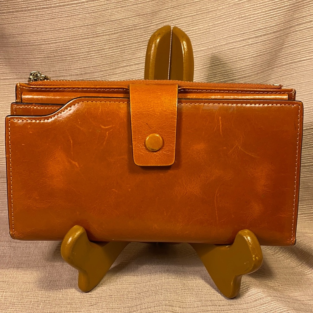 Large leather handmade wallet w/lots of slots